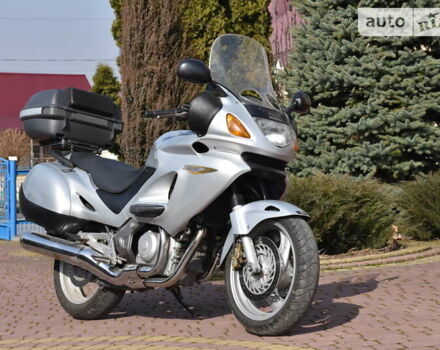 Сірий Хонда NT 650V Deauville, об'ємом двигуна 0.65 л та пробігом 33 тис. км за 3150 $, фото 2 на Automoto.ua