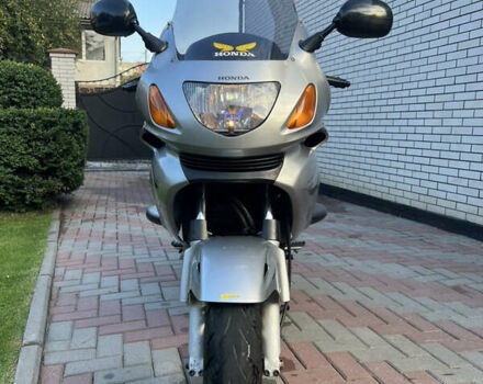 Серый Хонда NT 650V Deauville, объемом двигателя 0.65 л и пробегом 60 тыс. км за 3400 $, фото 2 на Automoto.ua