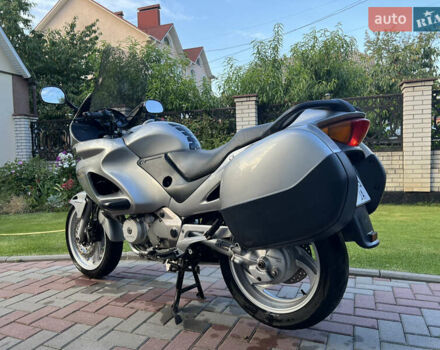 Серый Хонда NT 650V Deauville, объемом двигателя 0.65 л и пробегом 60 тыс. км за 3400 $, фото 5 на Automoto.ua