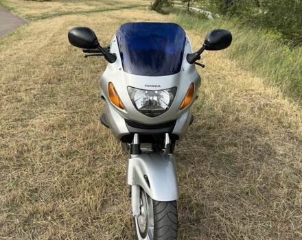 Сірий Хонда NT 650V Deauville, об'ємом двигуна 0.65 л та пробігом 18 тис. км за 5500 $, фото 38 на Automoto.ua