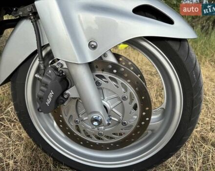 Сірий Хонда NT 650V Deauville, об'ємом двигуна 0.65 л та пробігом 18 тис. км за 5500 $, фото 12 на Automoto.ua