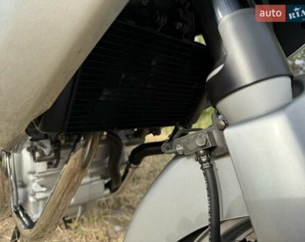 Сірий Хонда NT 650V Deauville, об'ємом двигуна 0.65 л та пробігом 18 тис. км за 5500 $, фото 14 на Automoto.ua