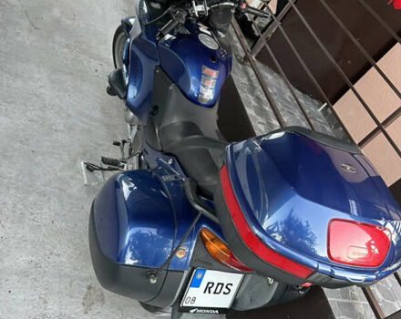 Синий Хонда NT 650V Deauville, объемом двигателя 0.65 л и пробегом 67 тыс. км за 3699 $, фото 2 на Automoto.ua