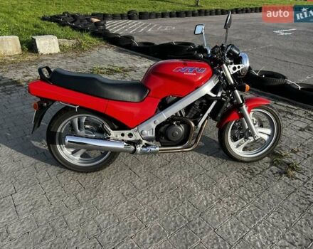 Красный Хонда NTV 650 (Revere), объемом двигателя 0.65 л и пробегом 32 тыс. км за 3000 $, фото 1 на Automoto.ua