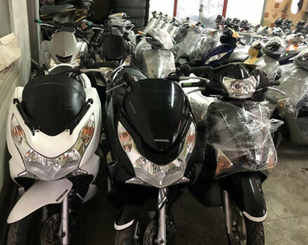 Чорний Хонда PCX 150, об'ємом двигуна 0.15 л та пробігом 22 тис. км за 2250 $, фото 5 на Automoto.ua