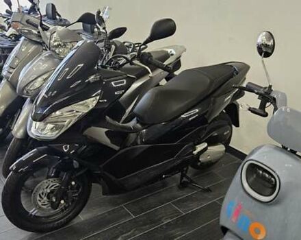 Чорний Хонда PCX 150, об'ємом двигуна 0 л та пробігом 28 тис. км за 2000 $, фото 4 на Automoto.ua