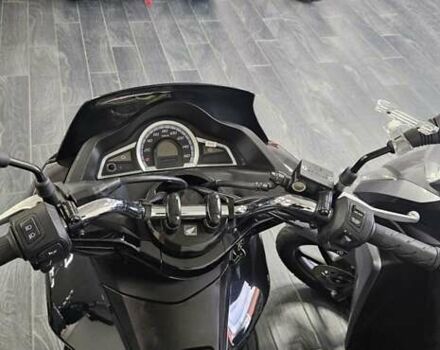 Чорний Хонда PCX 150, об'ємом двигуна 0 л та пробігом 28 тис. км за 2000 $, фото 1 на Automoto.ua