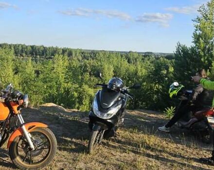 Чорний Хонда PCX 150, об'ємом двигуна 0 л та пробігом 28 тис. км за 2000 $, фото 1 на Automoto.ua