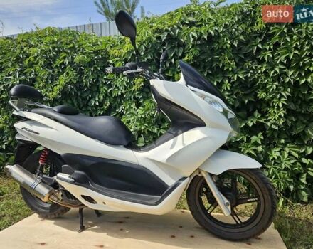 Хонда PCX 150, об'ємом двигуна 0 л та пробігом 19 тис. км за 1999 $, фото 16 на Automoto.ua