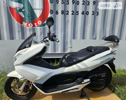 Хонда PCX 150, об'ємом двигуна 0 л та пробігом 18 тис. км за 2400 $, фото 8 на Automoto.ua