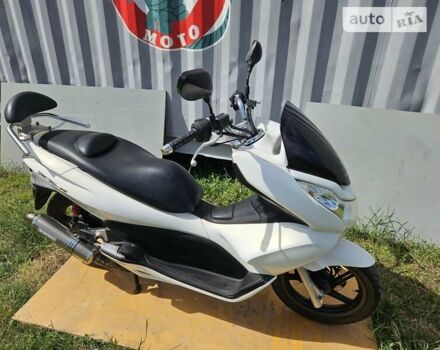 Хонда PCX 150, об'ємом двигуна 0 л та пробігом 18 тис. км за 2400 $, фото 16 на Automoto.ua