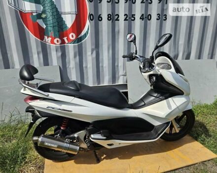 Хонда PCX 150, об'ємом двигуна 0 л та пробігом 18 тис. км за 2400 $, фото 11 на Automoto.ua