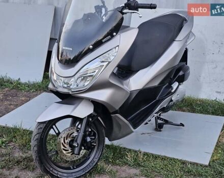 Хонда PCX 150, об'ємом двигуна 0 л та пробігом 25 тис. км за 2399 $, фото 11 на Automoto.ua