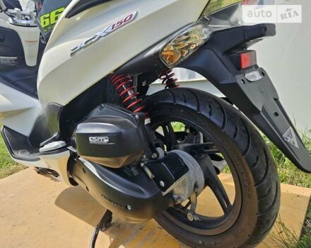 Хонда PCX 150, об'ємом двигуна 0 л та пробігом 18 тис. км за 2400 $, фото 1 на Automoto.ua