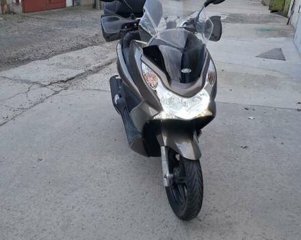 Хонда PCX 150, объемом двигателя 0 л и пробегом 35 тыс. км за 1850 $, фото 3 на Automoto.ua