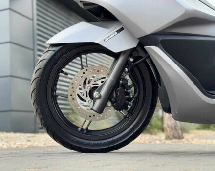 Хонда PCX 150, об'ємом двигуна 0.16 л та пробігом 0 тис. км за 2700 $, фото 15 на Automoto.ua