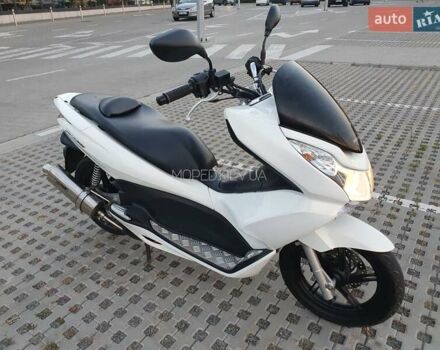 Хонда PCX 150, объемом двигателя 0 л и пробегом 24 тыс. км за 2400 $, фото 1 на Automoto.ua