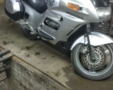 Хонда ST 1100, объемом двигателя 1.1 л и пробегом 0 тыс. км за 3700 $, фото 5 на Automoto.ua