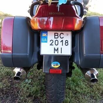 Червоний Хонда ST 1100 Pan European, об'ємом двигуна 0 л та пробігом 70 тис. км за 4000 $, фото 10 на Automoto.ua