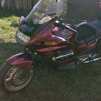 Червоний Хонда ST 1100 Pan European, об'ємом двигуна 0 л та пробігом 70 тис. км за 4000 $, фото 7 на Automoto.ua