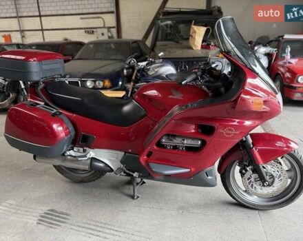Красный Хонда ST 1100 Pan European, объемом двигателя 1.1 л и пробегом 98 тыс. км за 4600 $, фото 7 на Automoto.ua