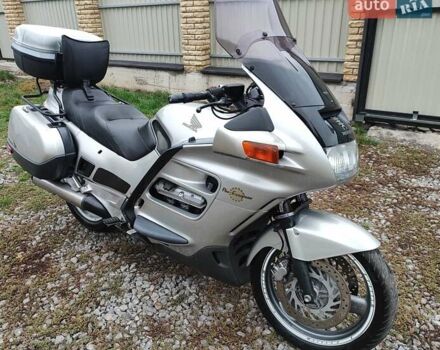 Серый Хонда ST 1100 Pan European, объемом двигателя 1.08 л и пробегом 66 тыс. км за 4700 $, фото 14 на Automoto.ua