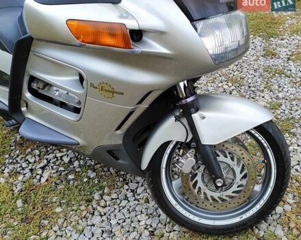 Серый Хонда ST 1100 Pan European, объемом двигателя 1.08 л и пробегом 66 тыс. км за 4700 $, фото 3 на Automoto.ua