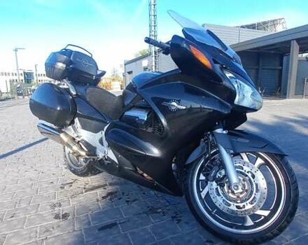 Хонда ST 1300 Pan European, об'ємом двигуна 0 л та пробігом 55 тис. км за 8900 $, фото 4 на Automoto.ua