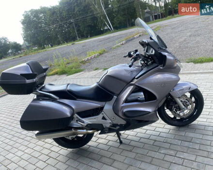 Серый Хонда ST 1300 Pan European, объемом двигателя 0 л и пробегом 56 тыс. км за 6300 $, фото 4 на Automoto.ua