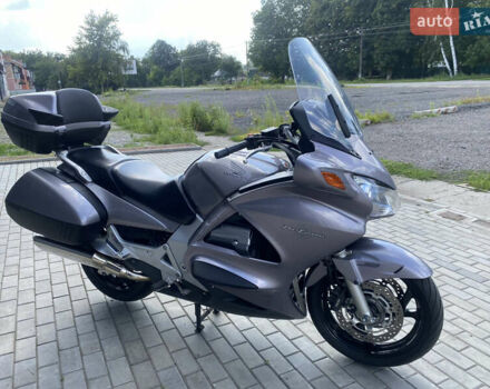 Серый Хонда ST 1300 Pan European, объемом двигателя 0 л и пробегом 56 тыс. км за 6300 $, фото 6 на Automoto.ua
