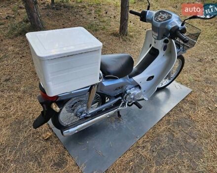 Хонда Super Cub 50, объемом двигателя 0 л и пробегом 17 тыс. км за 899 $, фото 4 на Automoto.ua