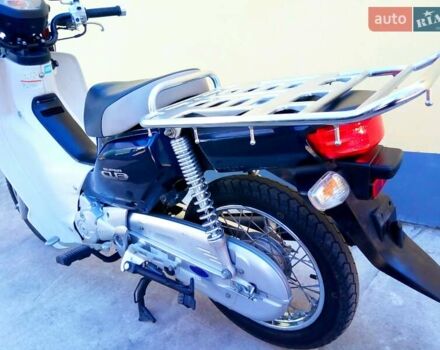 Хонда Super Cub 50, объемом двигателя 4.99 л и пробегом 11 тыс. км за 1000 $, фото 4 на Automoto.ua