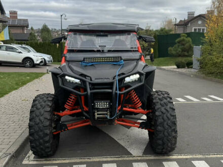 Красный Хонда Talon 1000, объемом двигателя 1 л и пробегом 6 тыс. км за 23500 $, фото 1 на Automoto.ua