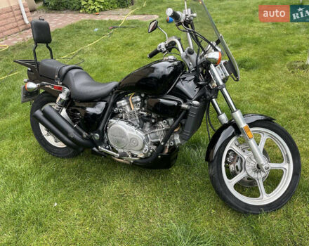 Чорний Хонда VF 750 Magna, об'ємом двигуна 0.75 л та пробігом 48 тис. км за 4500 $, фото 1 на Automoto.ua