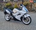 Белый Хонда VFR 800F Interceptor, объемом двигателя 0.78 л и пробегом 84 тыс. км за 5300 $, фото 1 на Automoto.ua