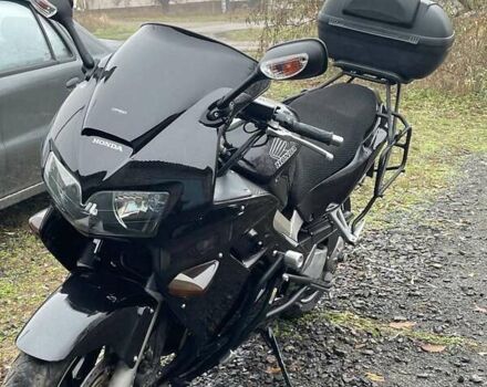 Чорний Хонда VFR 800F Interceptor, об'ємом двигуна 0.78 л та пробігом 68 тис. км за 5200 $, фото 1 на Automoto.ua