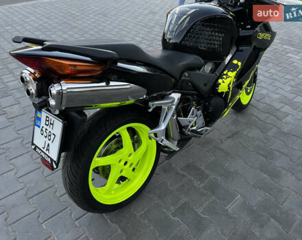 Чорний Хонда VFR 800F Interceptor, об'ємом двигуна 0.78 л та пробігом 60 тис. км за 4500 $, фото 13 на Automoto.ua
