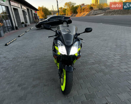 Чорний Хонда VFR 800F Interceptor, об'ємом двигуна 0.78 л та пробігом 60 тис. км за 4500 $, фото 4 на Automoto.ua