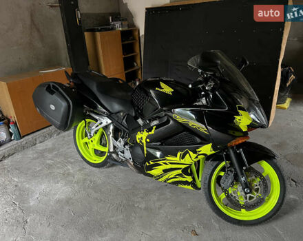 Чорний Хонда VFR 800F Interceptor, об'ємом двигуна 0.78 л та пробігом 60 тис. км за 4500 $, фото 20 на Automoto.ua