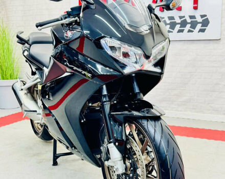 Чорний Хонда VFR 800F Interceptor, об'ємом двигуна 0.8 л та пробігом 1 тис. км за 10500 $, фото 1 на Automoto.ua