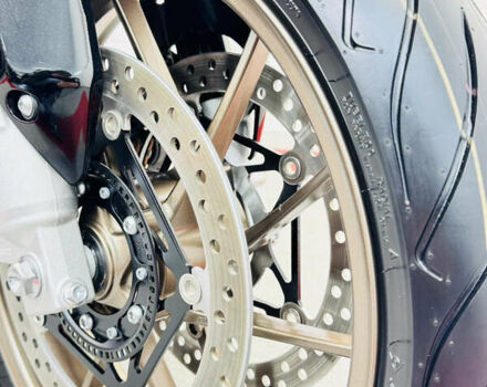 Чорний Хонда VFR 800F Interceptor, об'ємом двигуна 0.8 л та пробігом 1 тис. км за 10500 $, фото 12 на Automoto.ua