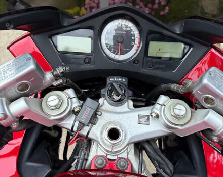 Красный Хонда VFR 800F Interceptor, объемом двигателя 0.78 л и пробегом 45 тыс. км за 5700 $, фото 11 на Automoto.ua