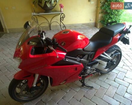 Червоний Хонда VFR 800F Interceptor, об'ємом двигуна 0.8 л та пробігом 15 тис. км за 10900 $, фото 16 на Automoto.ua