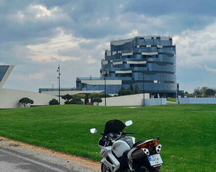 Хонда VFR 800F Interceptor, объемом двигателя 0 л и пробегом 34 тыс. км за 4400 $, фото 2 на Automoto.ua