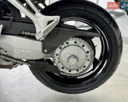 Хонда VFR 800F Interceptor, объемом двигателя 0.8 л и пробегом 38 тыс. км за 5599 $, фото 12 на Automoto.ua
