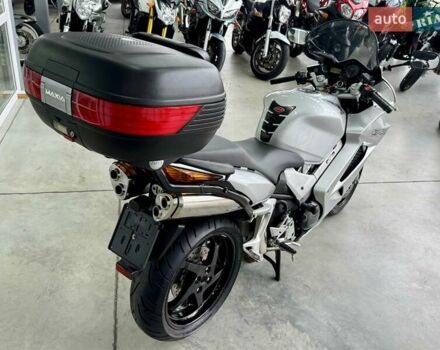 Хонда VFR 800F Interceptor, объемом двигателя 0.8 л и пробегом 38 тыс. км за 5599 $, фото 2 на Automoto.ua