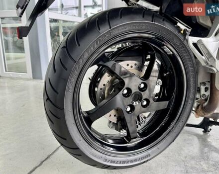 Хонда VFR 800F Interceptor, объемом двигателя 0.8 л и пробегом 38 тыс. км за 5599 $, фото 10 на Automoto.ua