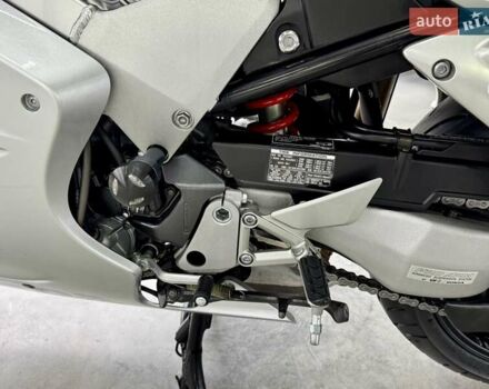 Хонда VFR 800F Interceptor, объемом двигателя 0.8 л и пробегом 38 тыс. км за 5599 $, фото 13 на Automoto.ua