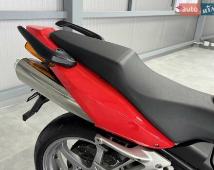Хонда VFR 800F Interceptor, объемом двигателя 0.8 л и пробегом 17 тыс. км за 6399 $, фото 9 на Automoto.ua