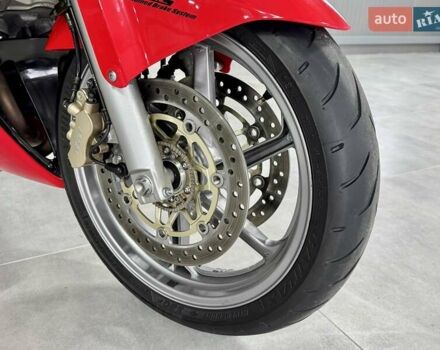 Хонда VFR 800F Interceptor, объемом двигателя 0.8 л и пробегом 17 тыс. км за 6399 $, фото 5 на Automoto.ua